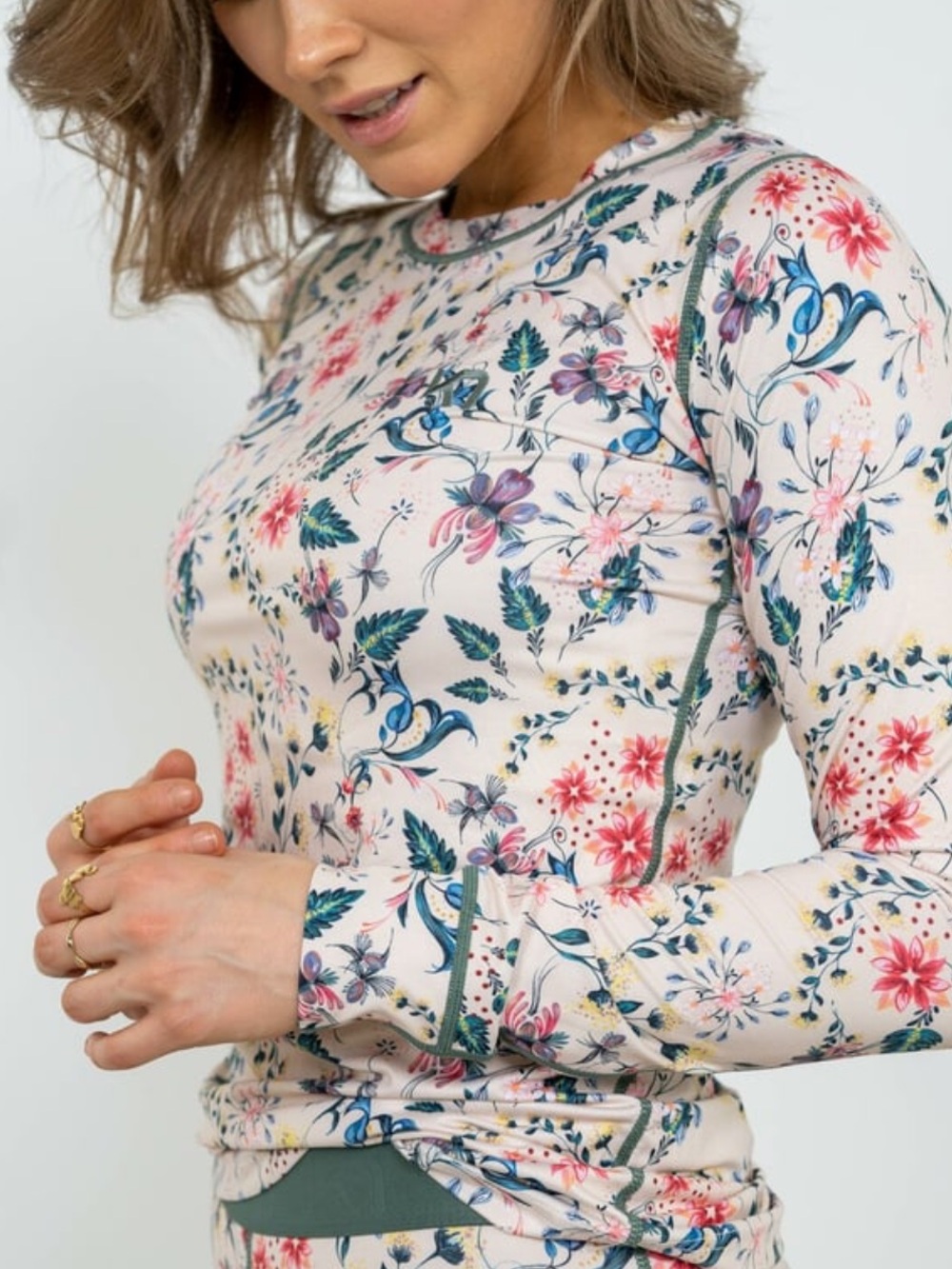 Kari Traa Fryd Base Layer Women M Beige Long Sleeve Shirt Top Floral